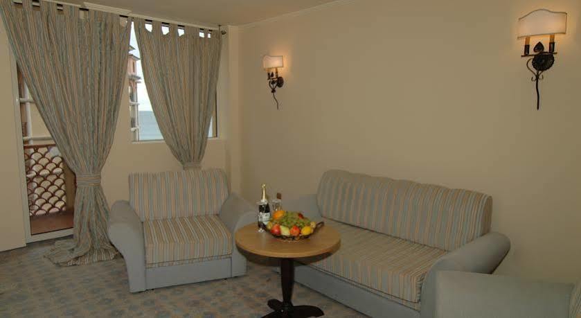 Andalucia Beach Hotel Burgas-provinsen Eksteriør bilde